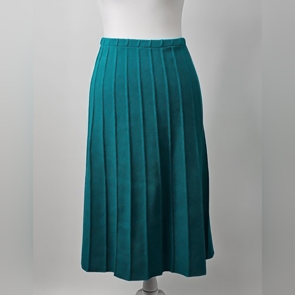 VTG Fit & Flare Pull-on Midi Skirt‎ Green Ribbed Wrinkle Resistant Fabric